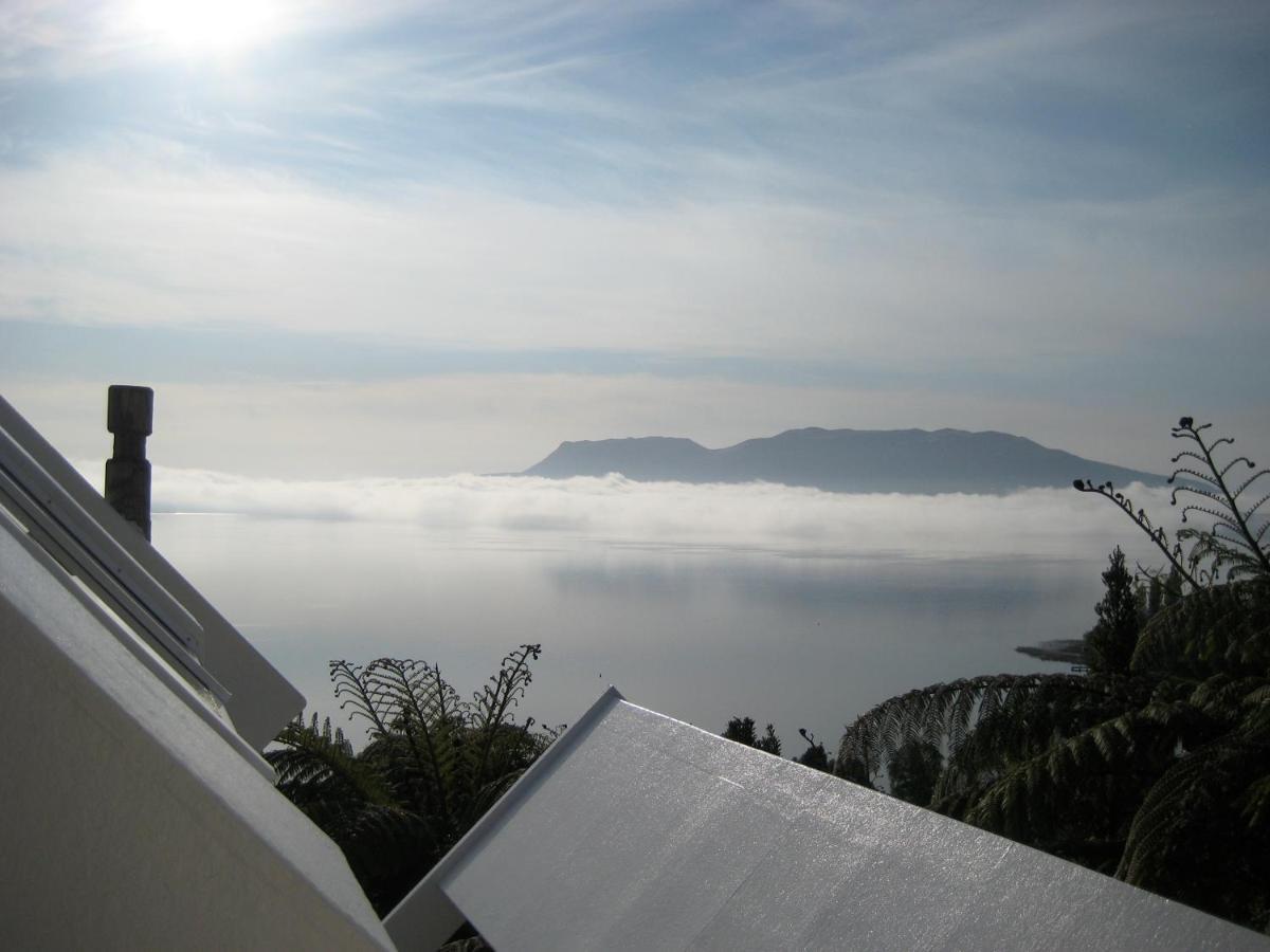 Te Whare -Lake Tarawera Tree-Top Nest Екстериор снимка